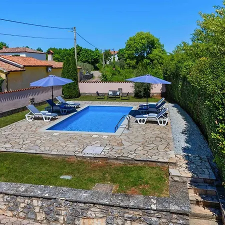 Traditional 2 Floor In Istria Muntrilj Tatil Evi Tinjan