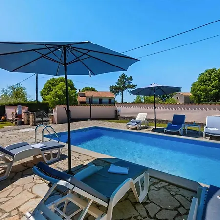Tatil Evi Traditional 2 Floor In Istria Muntrilj Tinjan