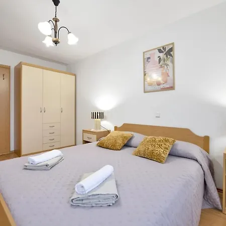 Traditional 2 Floor In Istria Muntrilj *